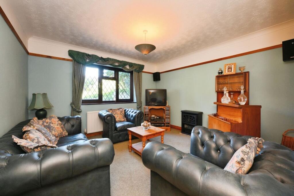 House in Stevenage - View 4