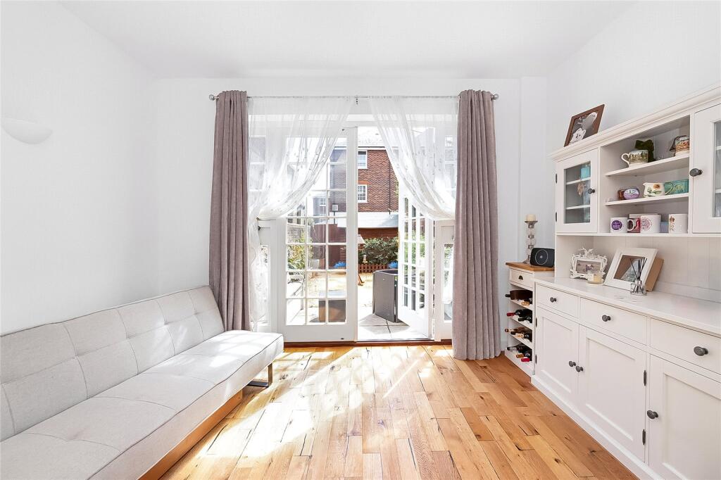 House in London - More