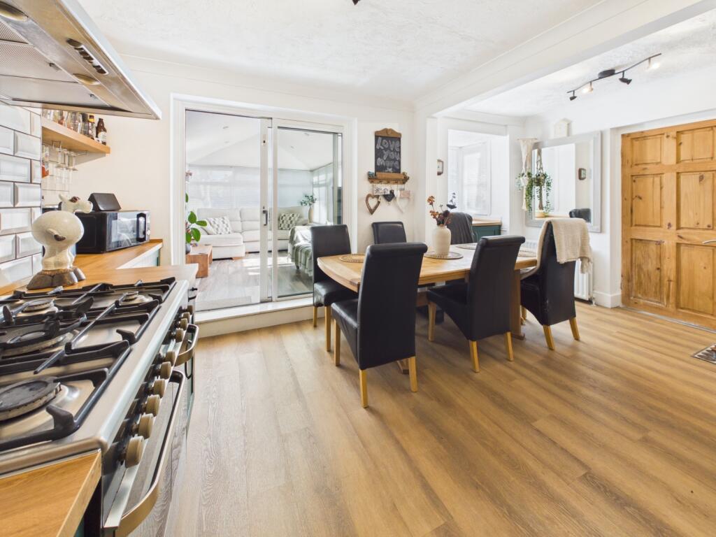 House in North East Derbyshire, Coal Aston, Dronfield - View 5