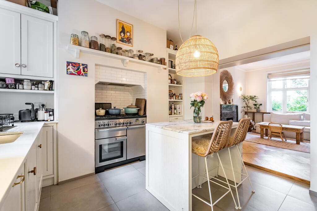 Main image of property: Randolph Avenue, London, W9