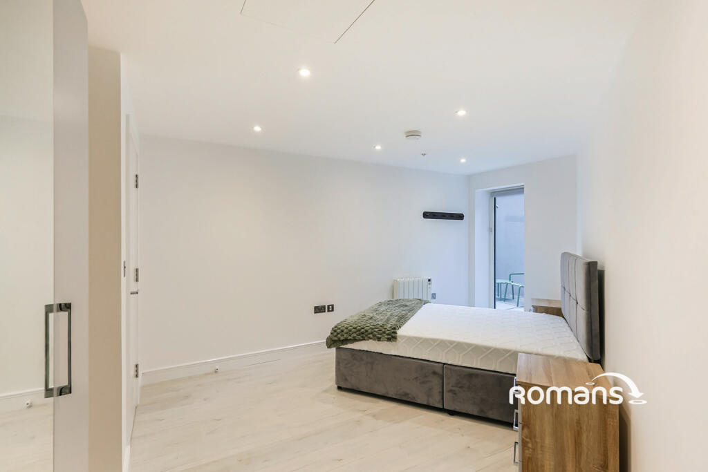 Apartment in Reading - More