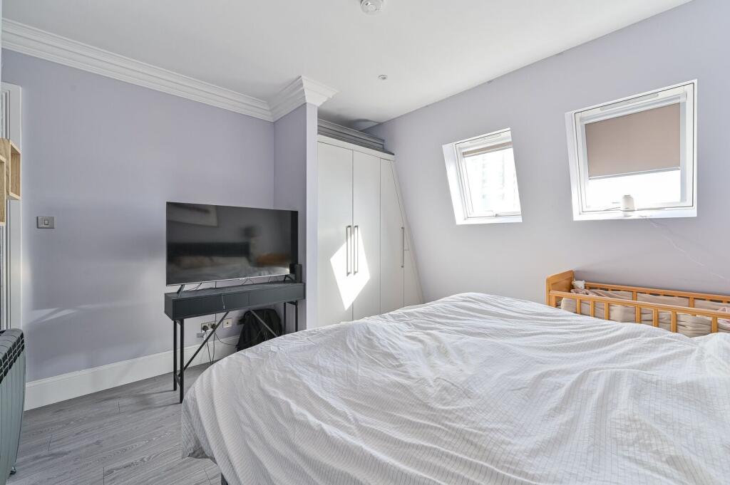 Apartment in Bromley - More