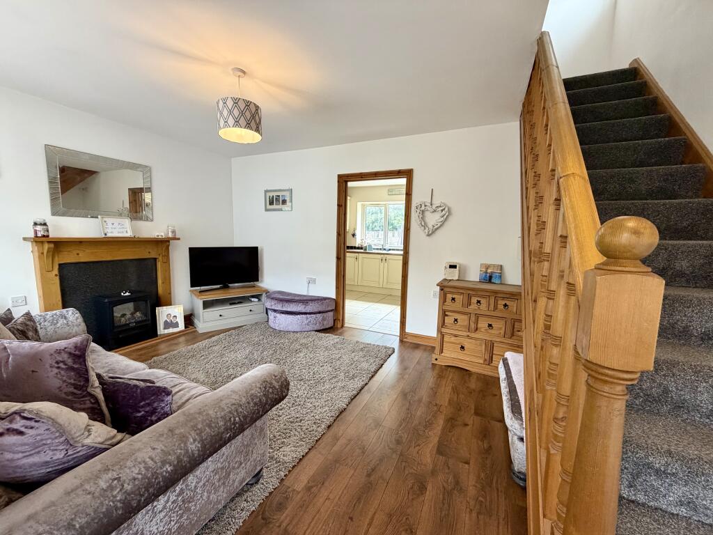 Fallowfield Road, Elmdon, Solihull photo 4