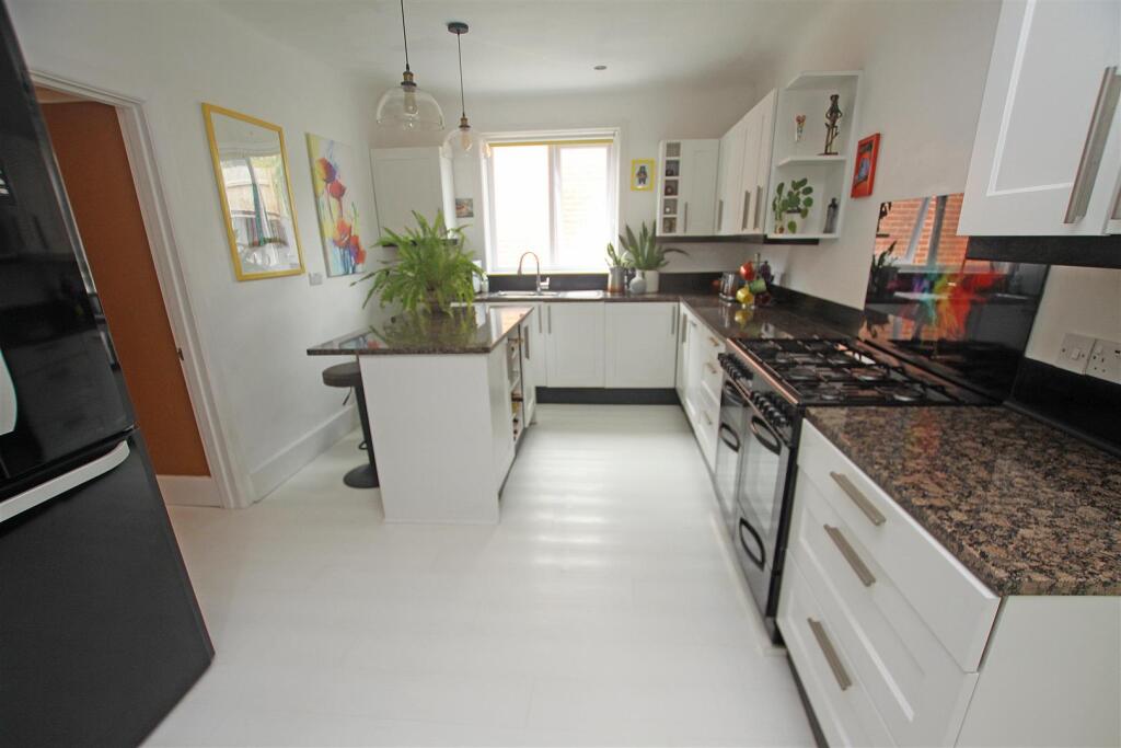 House in Bournemouth, Moordown - View 5