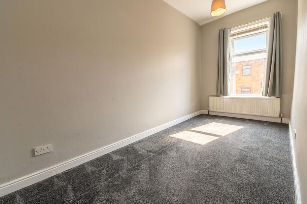 House in Bolton - View 6