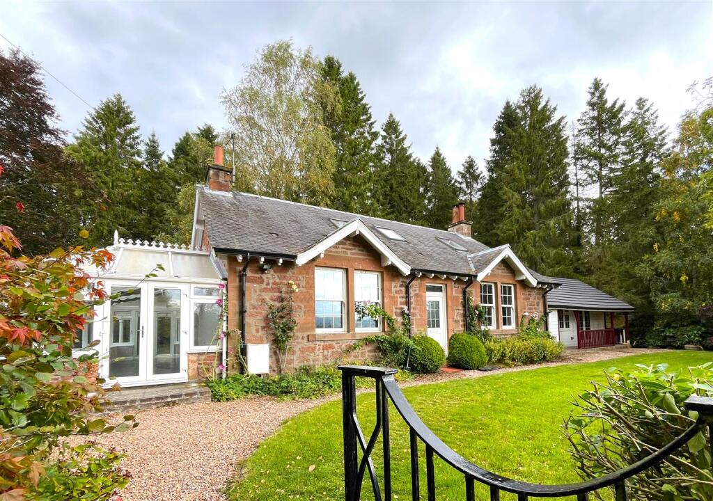 Main image of property: Dunbarney Estate, Bridge of Earn