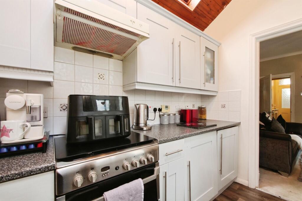 House in York - View 4