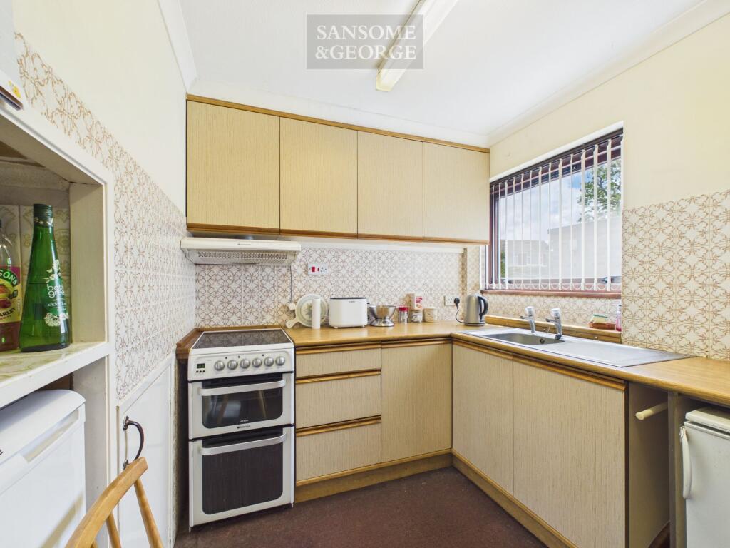 House in Stratfield Mortimer, Mortimer - View 5