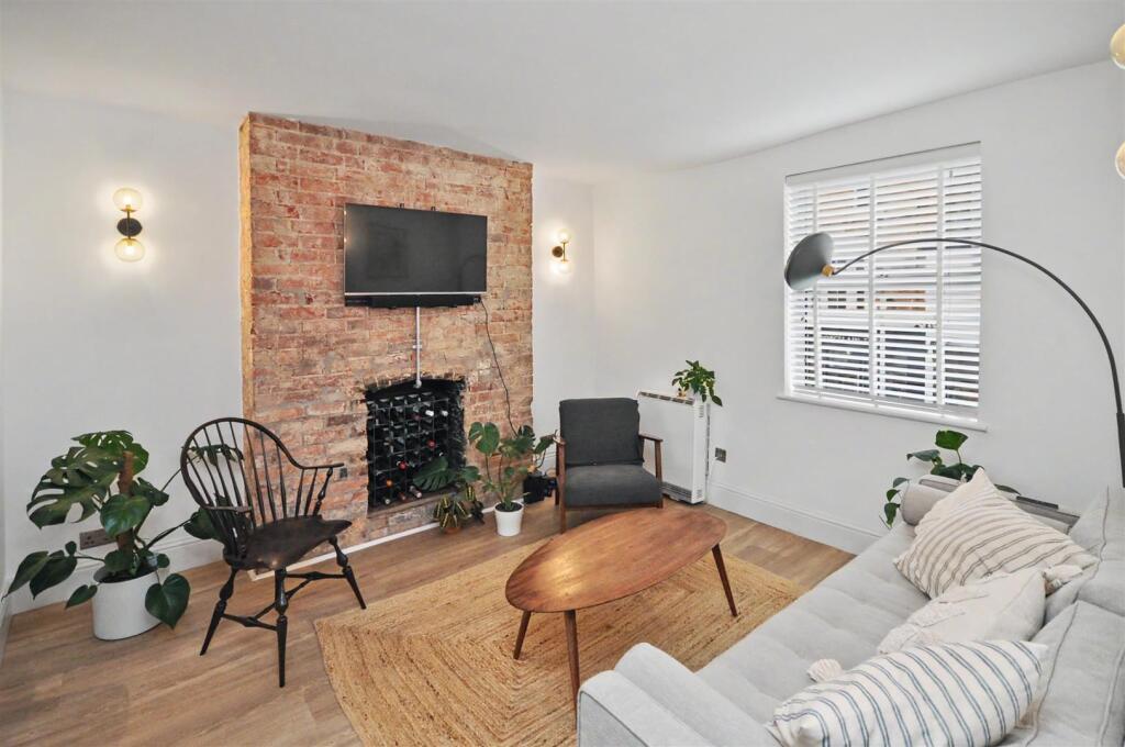 Apartment in Coventry - View 4
