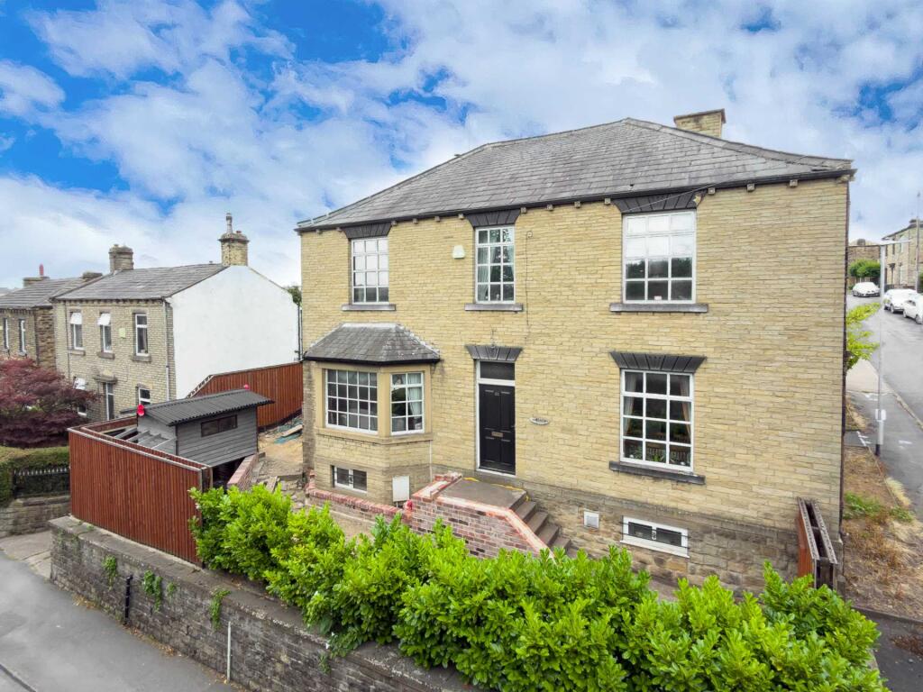 Main image of property: Huddersfield Road, Liversedge