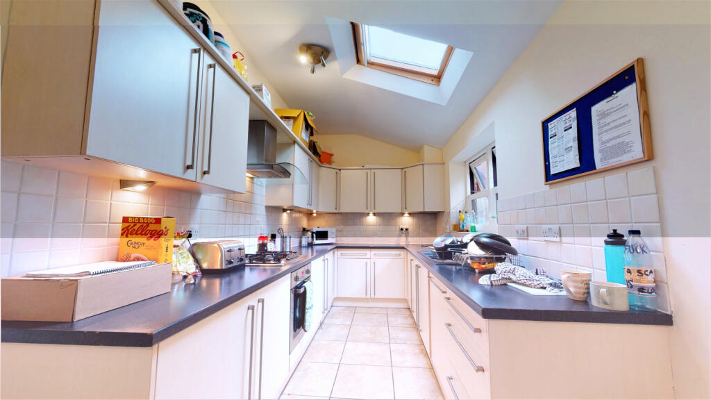 House in Nottingham - View 2