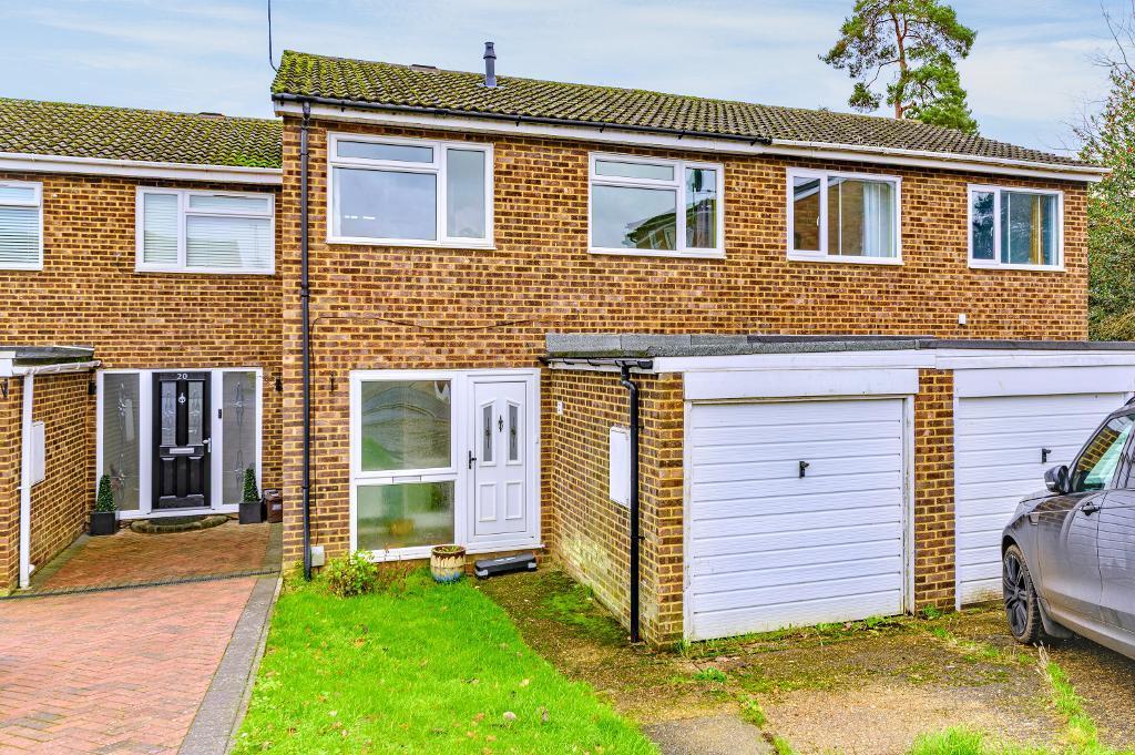 Main image of property: Wren Close, Flitwick, Beds, MK45 1NA