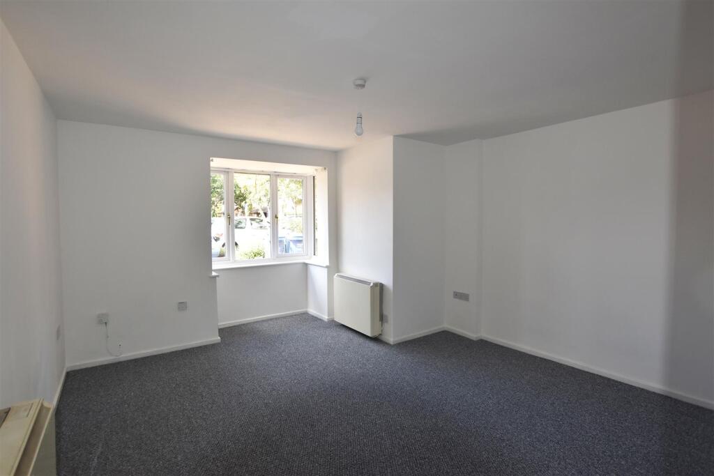 Apartment in Bicester - View 5