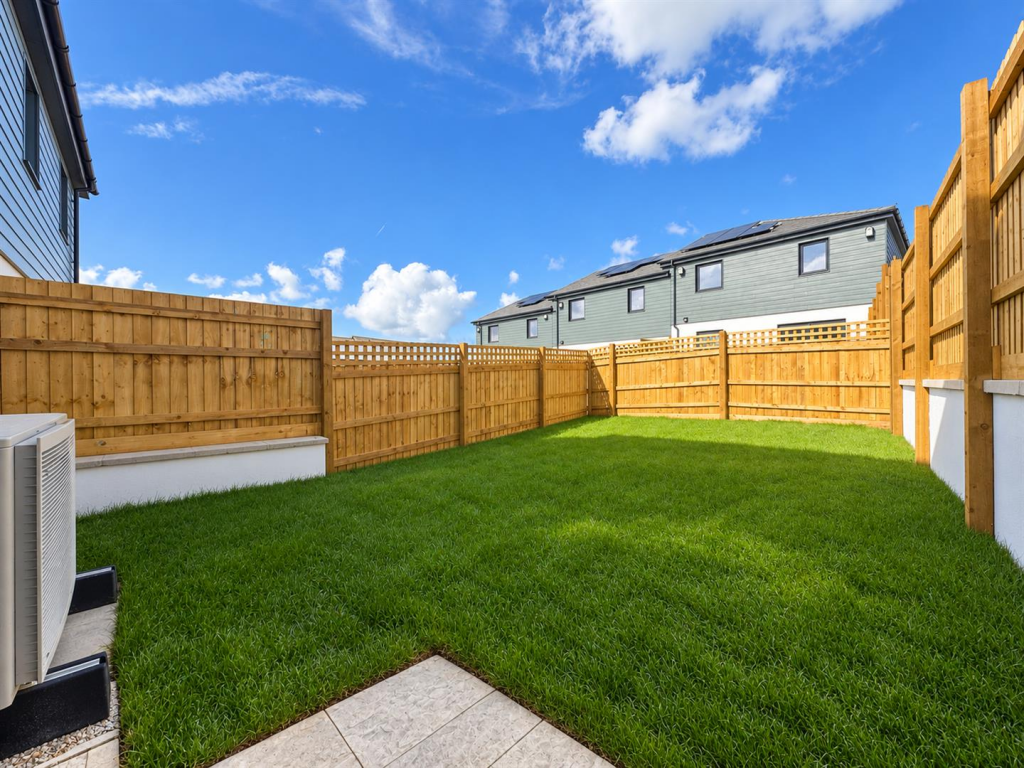 House in Truro - View 5