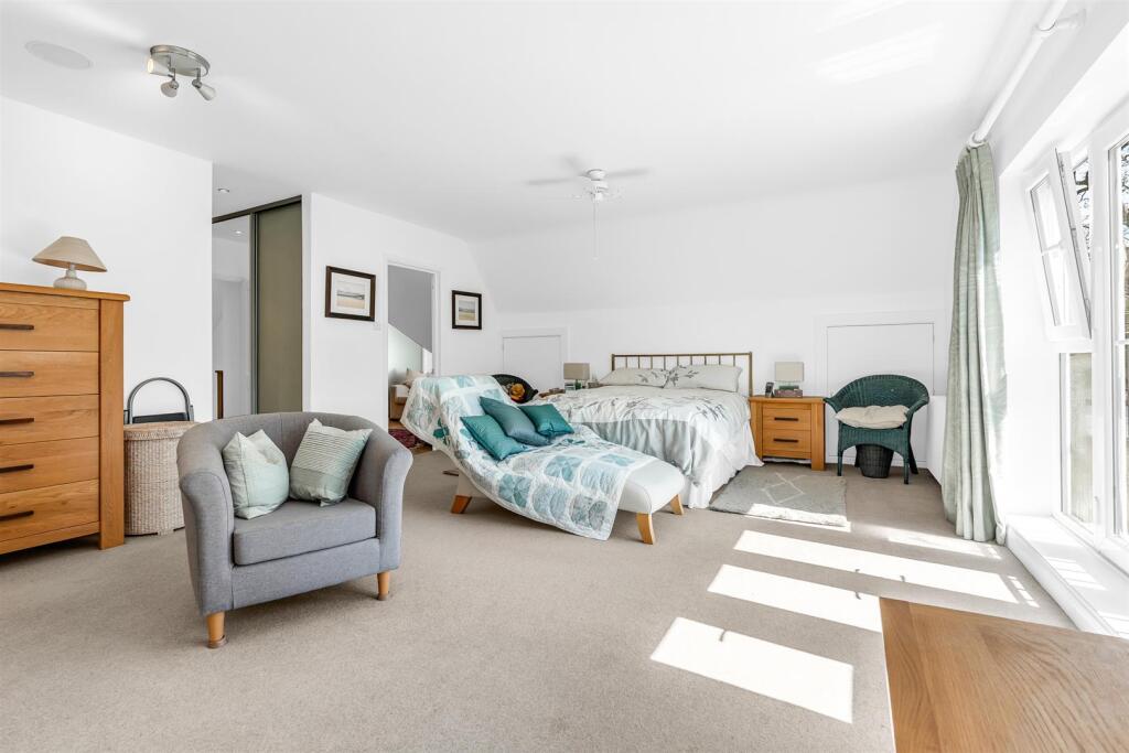 Additional image 18 of Chestnut Walk, Welwyn