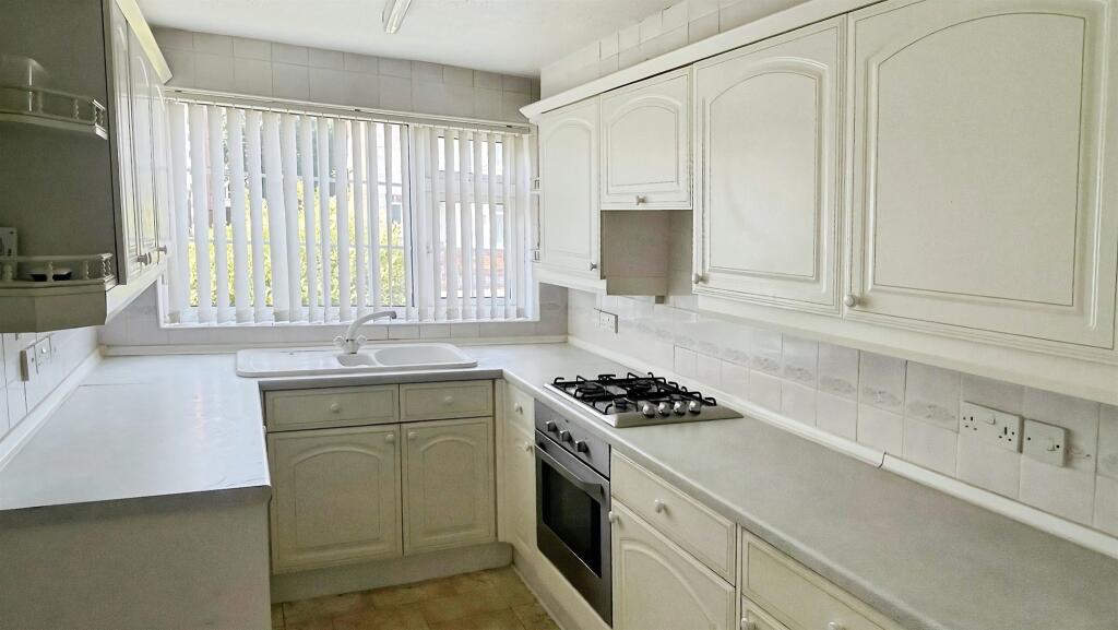 St. Marys Close, Peterborough - View 4