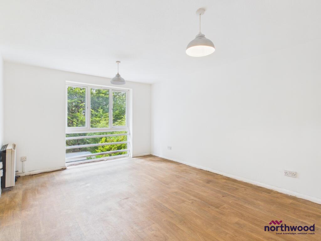 Apartment in Tonbridge - View 2