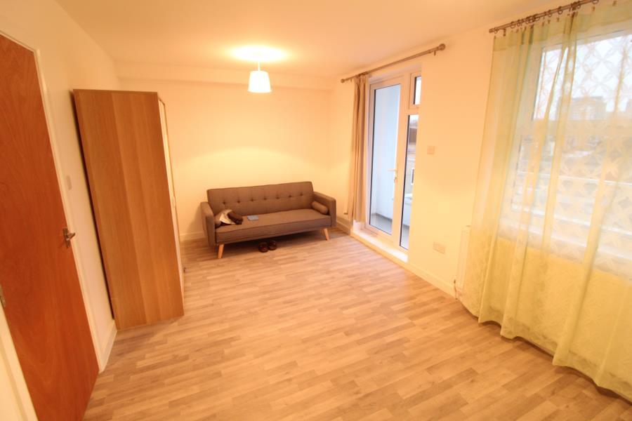 Main image of property: Gosport Road