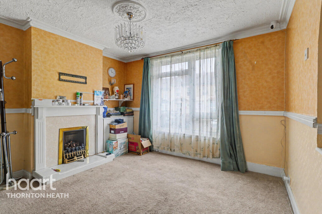 Livingstone Road, Thornton Heath photo 3