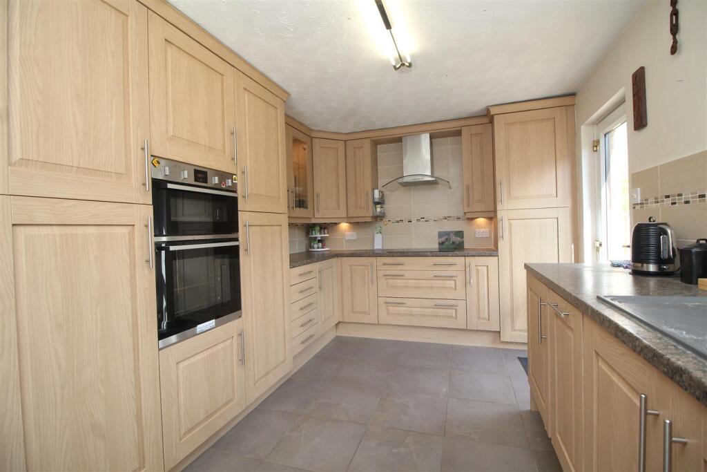 House in Peterborough - View 5