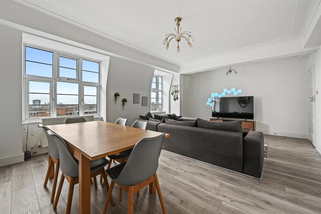 Main image of property: College Crescent, London