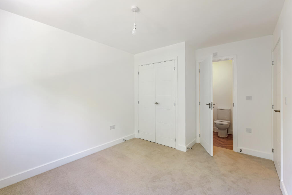 House in Tonbridge - More