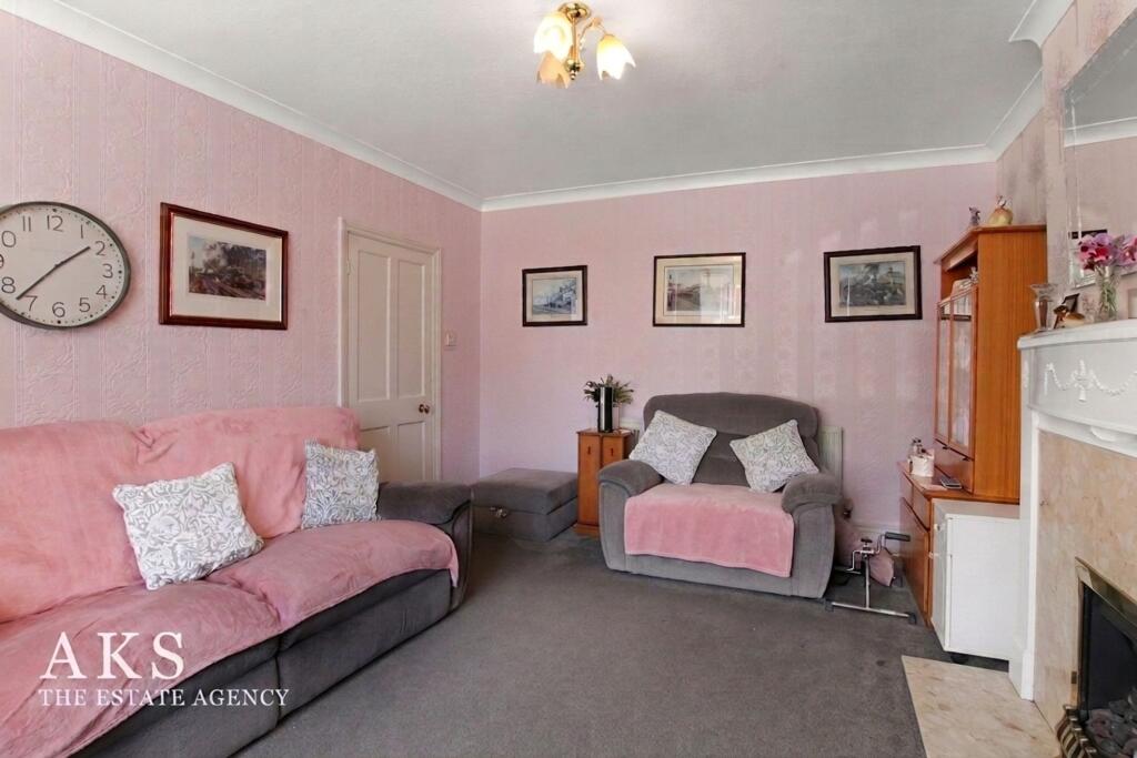 House in South Derbyshire, Hatton - More