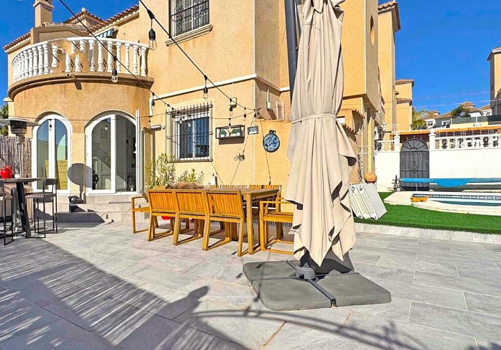 Main image of property: Campoamor, Alicante, Valencia