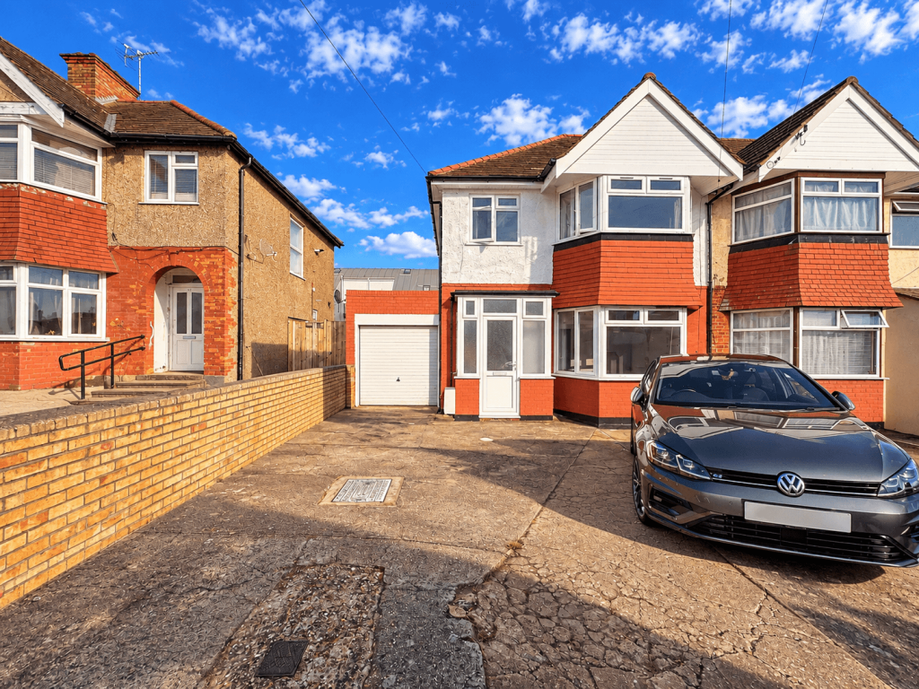 Main image of property: Vancouver Road, Edgware, HA8 5DF