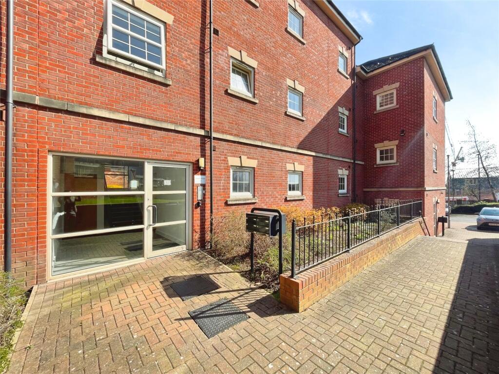 Main image of property: Holywell Heights, Sheffield, S4