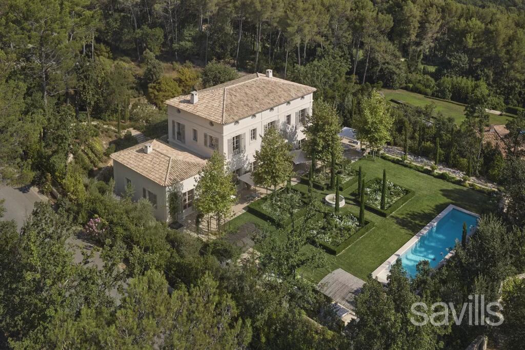 Main image of property: Provence-Alps-Cote d`Azur, Var, Tourrettes