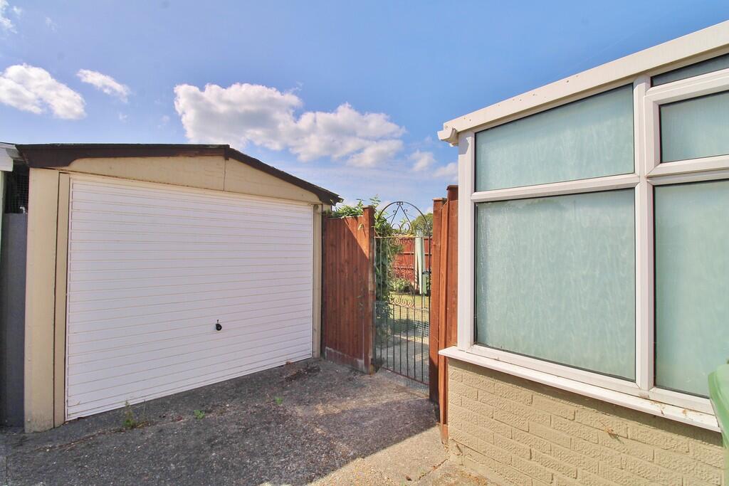House in Fareham, Stubbington - More