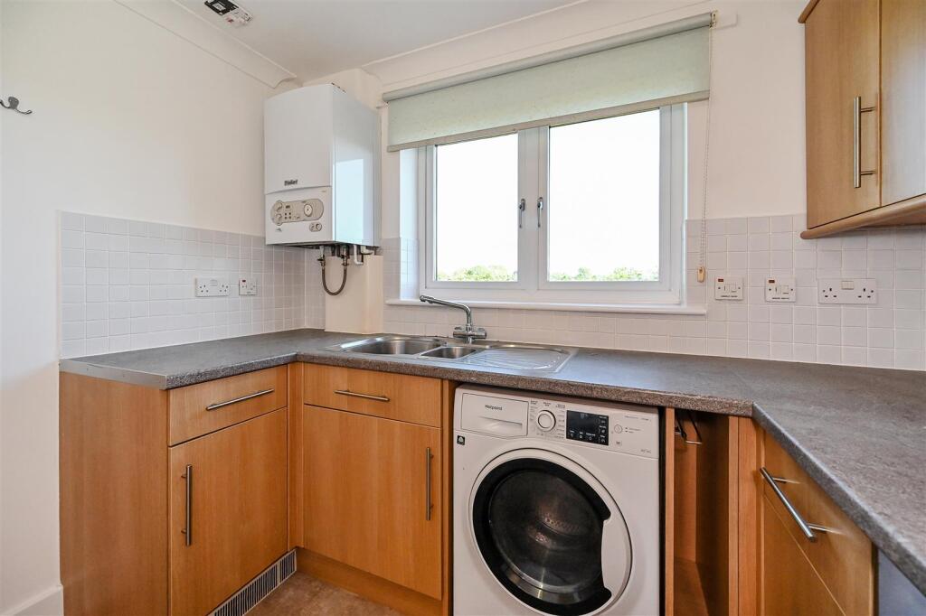 Apartment in Portsmouth - View 5