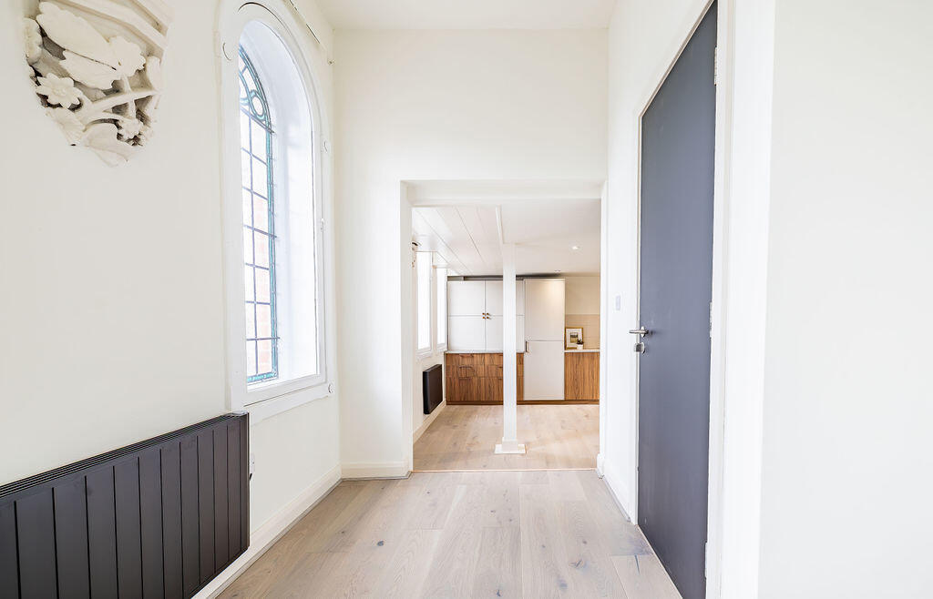 Apartment in Chester - More