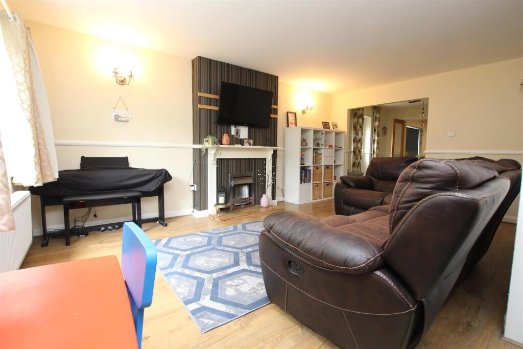 House in Southampton - View 4
