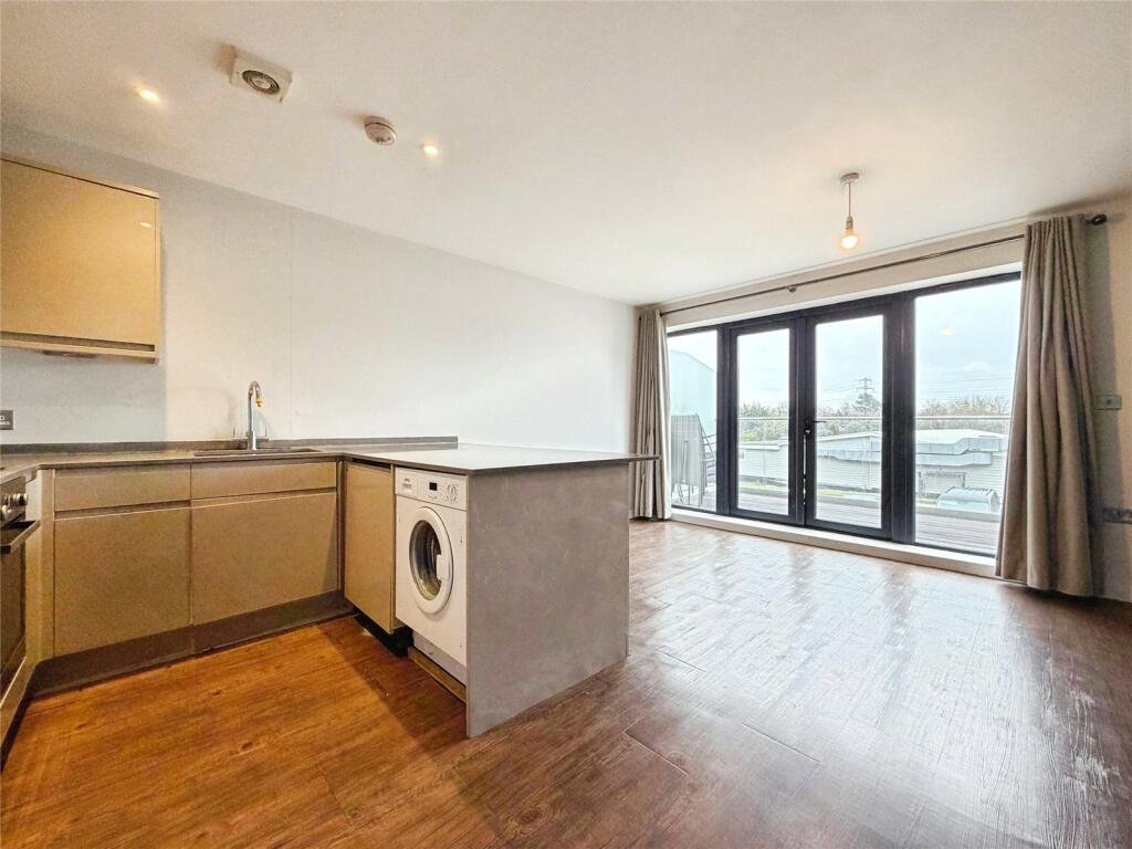 Main image of property: Medina Breeze Walk, Binfield, Newport, PO30