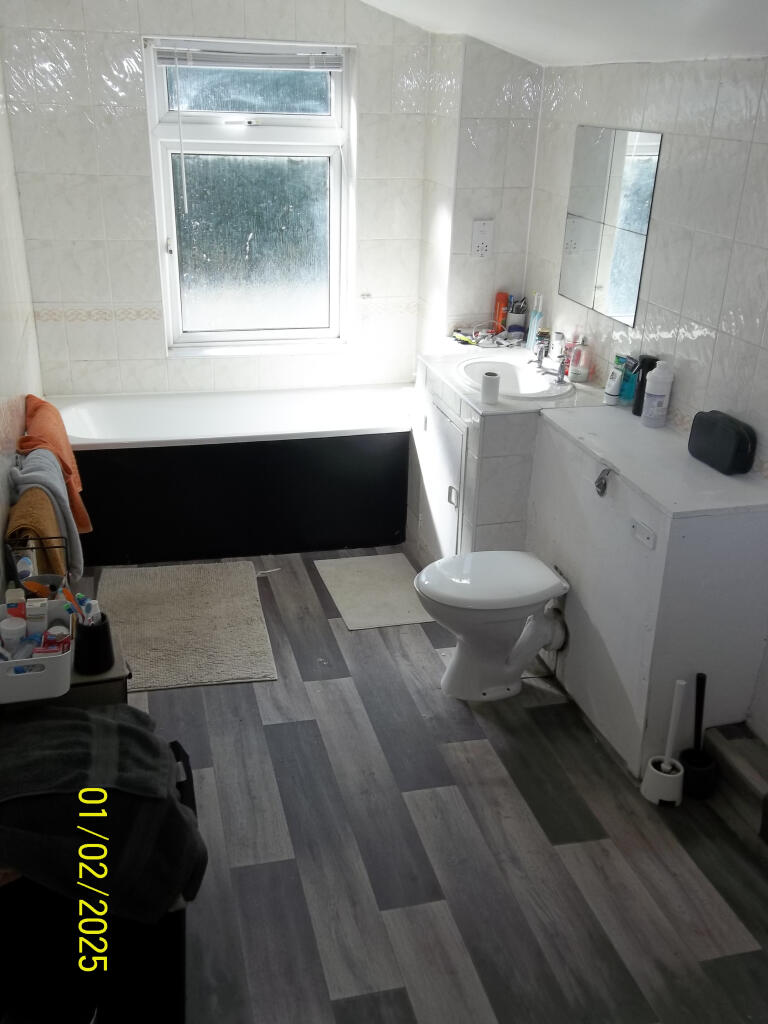 4 bedroom terraced house for rent