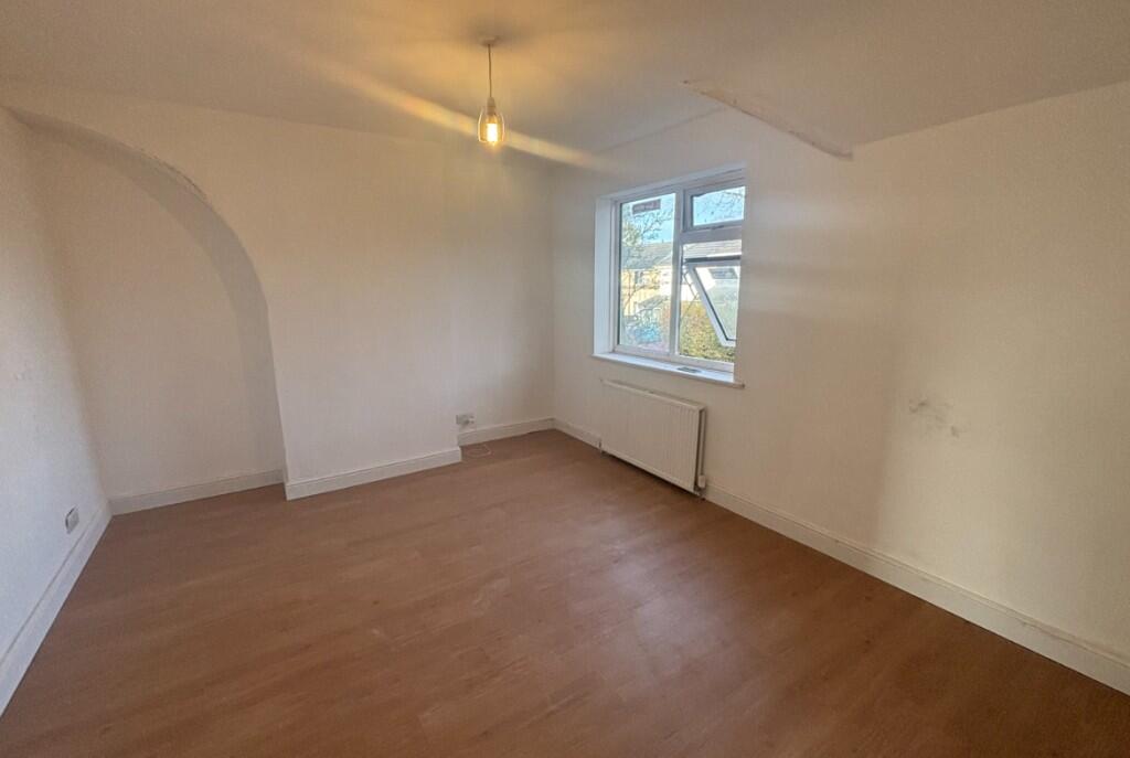 Broadwalk, Bolton, Greater Manchester, BL5 photo 4
