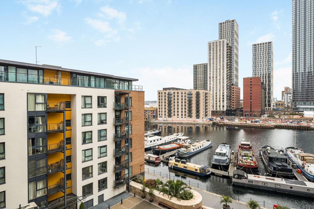 Main image of property: Boardwalk Place, London, E14