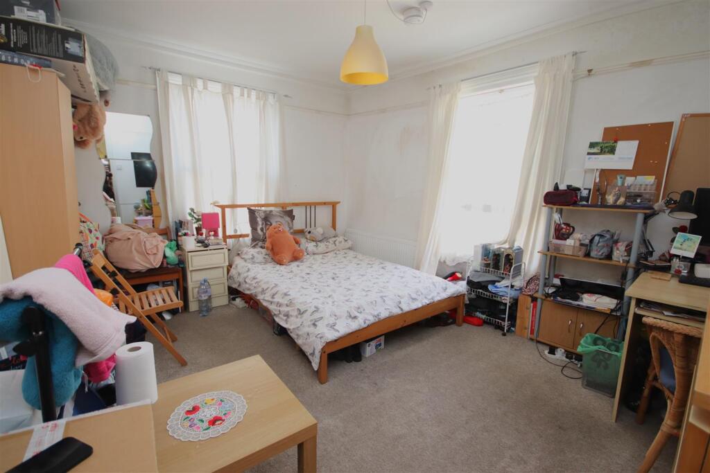 House in Cambridge - View 2