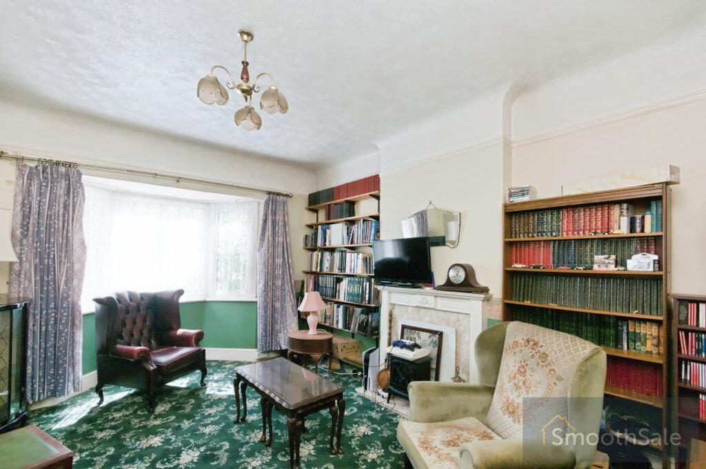 House in Bexhill-on-Sea, Glenleigh Park - More