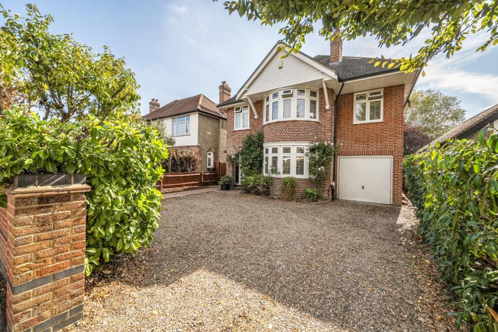 5-bed house on Bolton Road, Windsor, £1,500,000