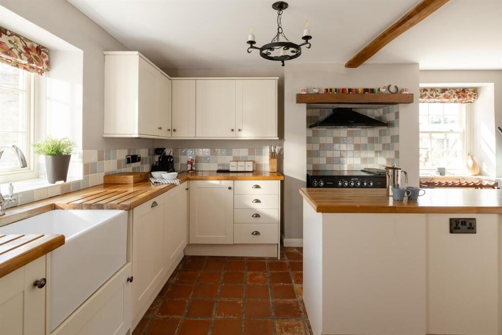 House in York, Westow - View 5