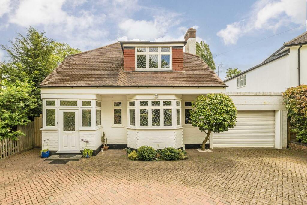 Main image of property: Manor Gardens, Hampton