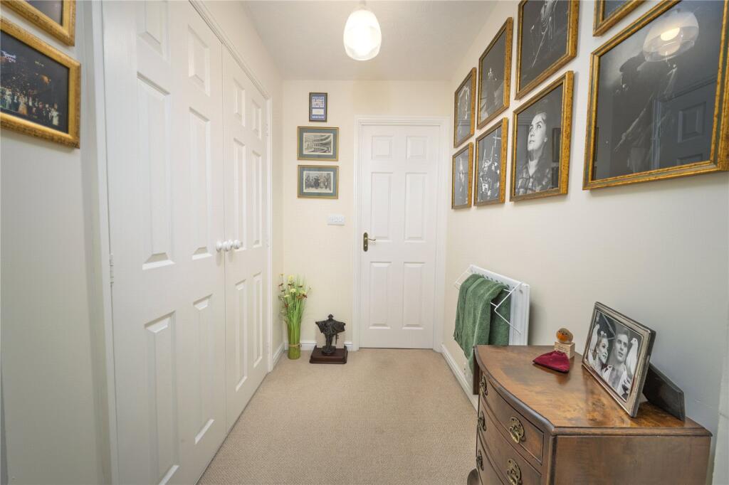 Apartment in Newcastle upon Tyne, Tyne and Wear - View 4