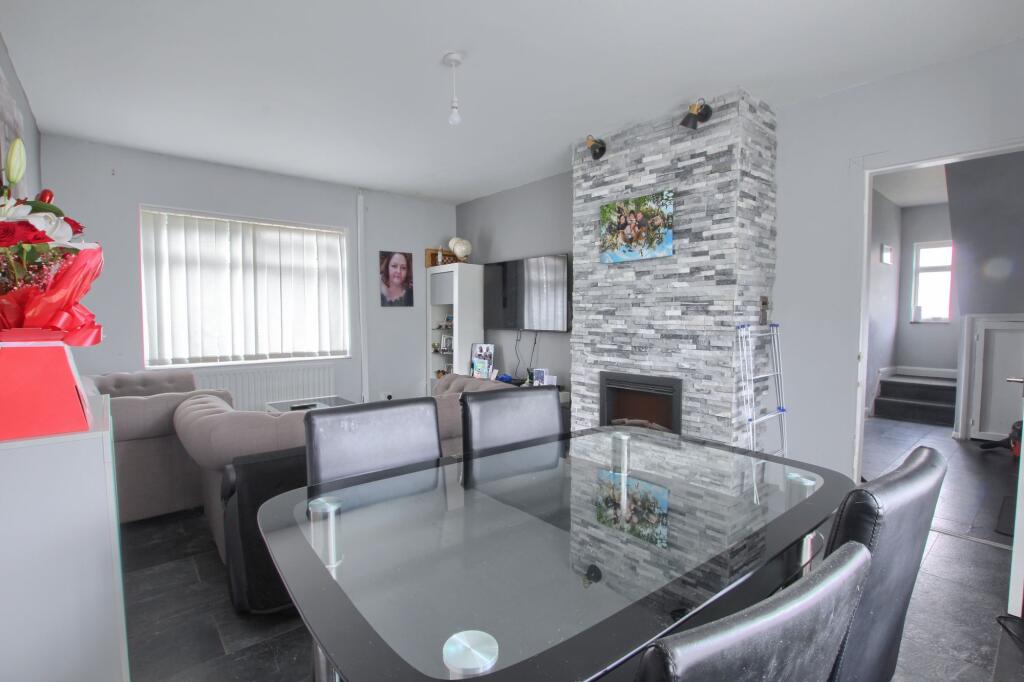 Hereford Close, Middlesbrough, TS5 photo 2