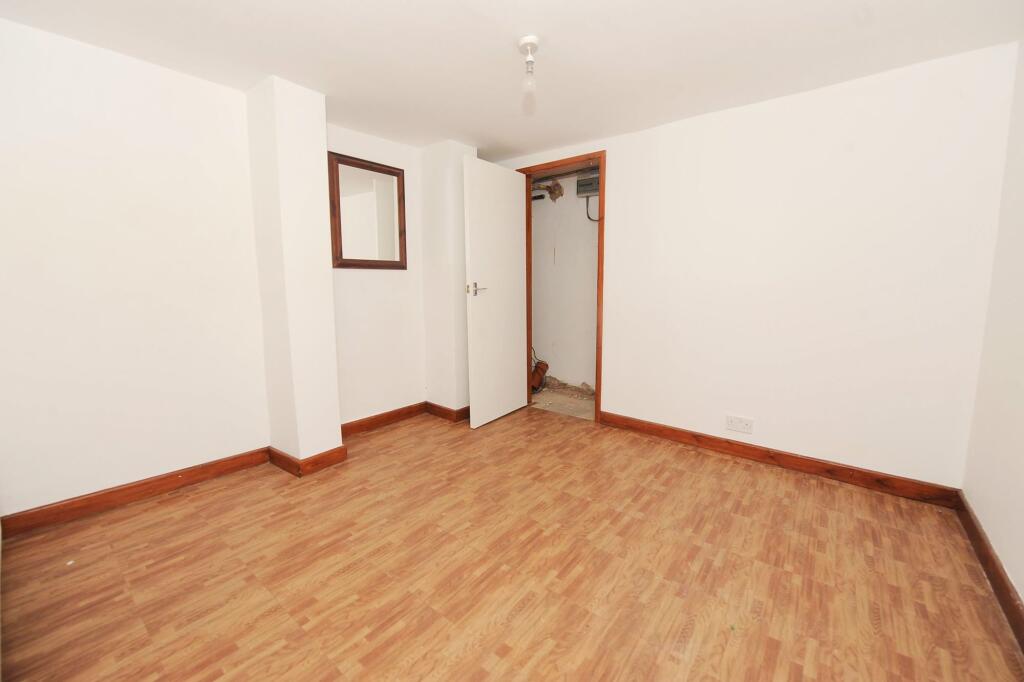 Knox Road, Wellingborough, NN8 - View 6