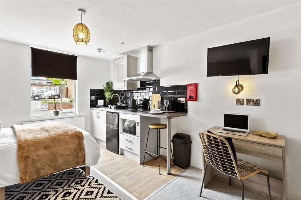 Apartment in Derby - More
