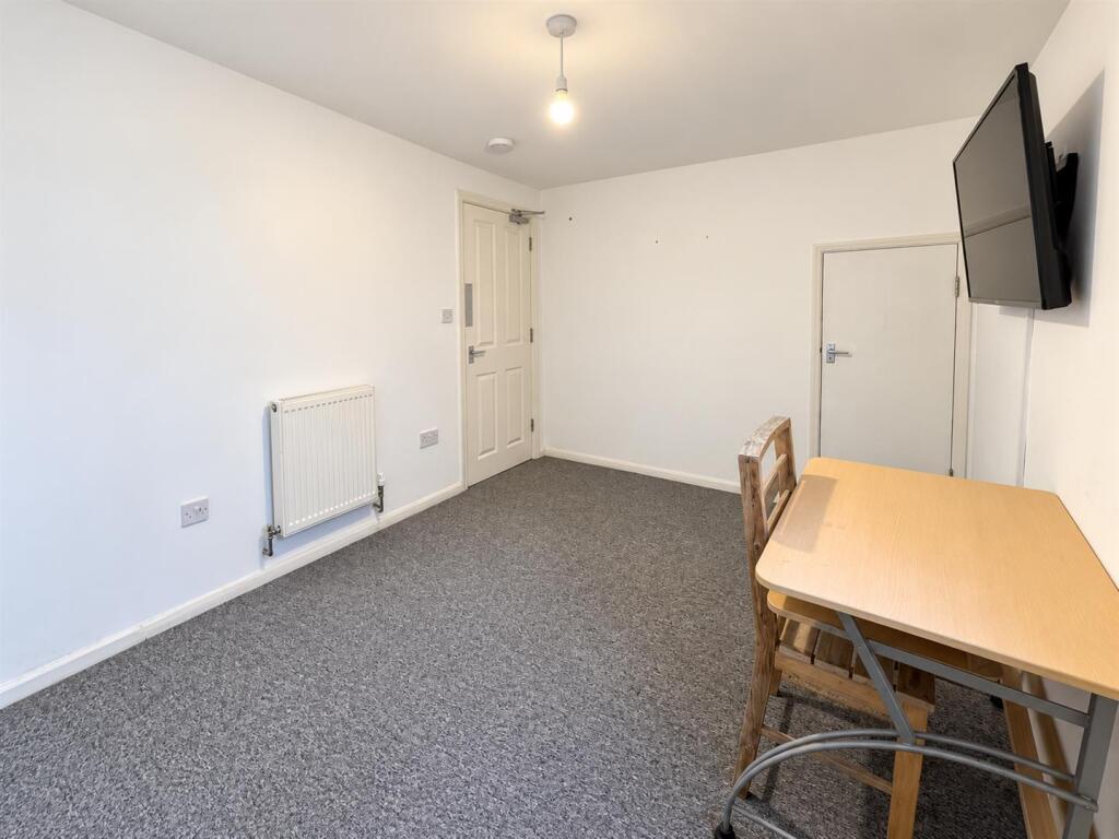 4 bedroom house for rent