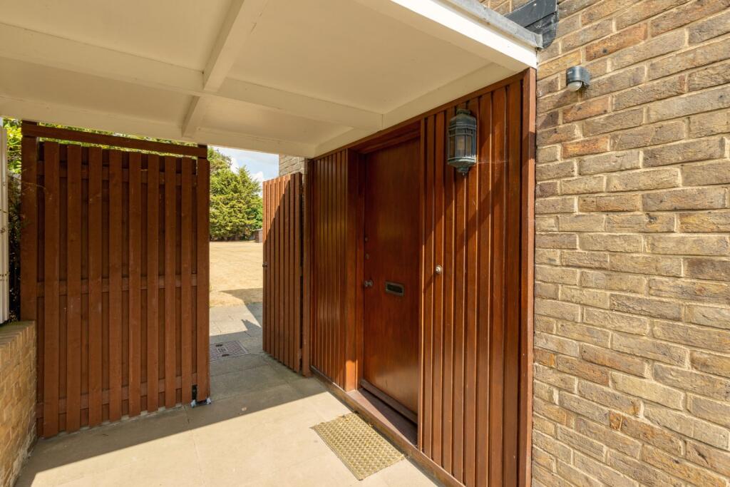 House in Cambridge, Trumpington - View 3